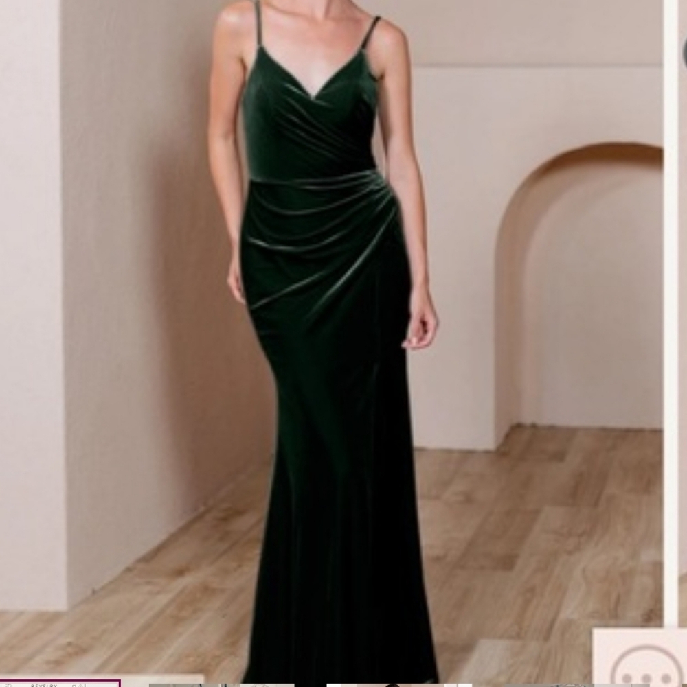 Revelry Emerald Green Velvet Maxi Dress with Spaghetti Straps Sz 4